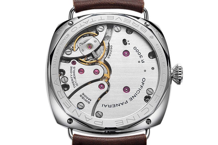 Both the 685 and 687 are powered by the in-house, hand-wound calibre P.3000 with its 72-hour power reserve