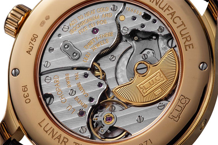 The micro rotor design is elegantly finished and has earned high praise from eminent watchmakers
